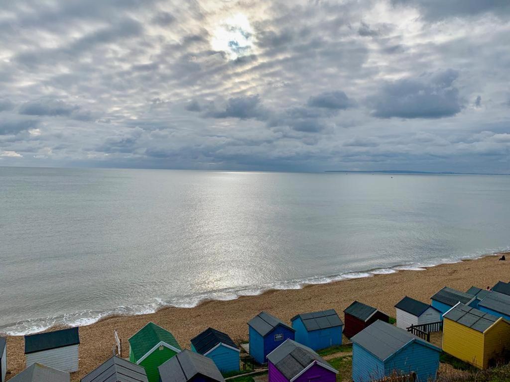 Shorefield Country Park, Where The New Forest Meets The Sea, Passes For All Entertainment Included ミルフォード・オン・シー エクステリア 写真